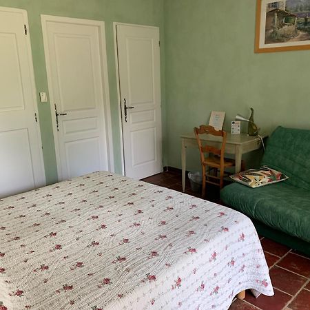 Bed and Breakfast Ll Poulidetto Lioux Экстерьер фото